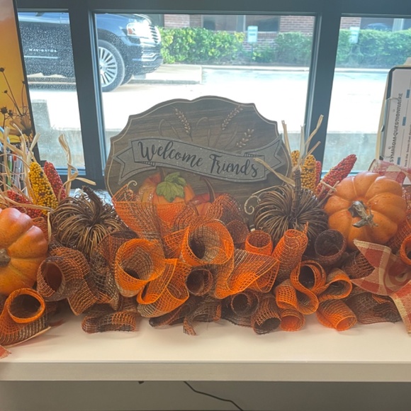 Door Swag/Centerpiece - Picture 4 of 4